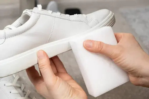 how to clean canvas shoes